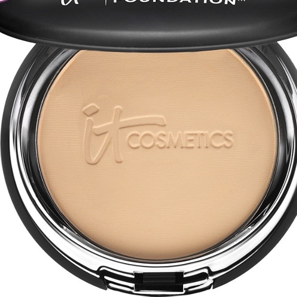 iT cosmetics Celebration foundation powder
